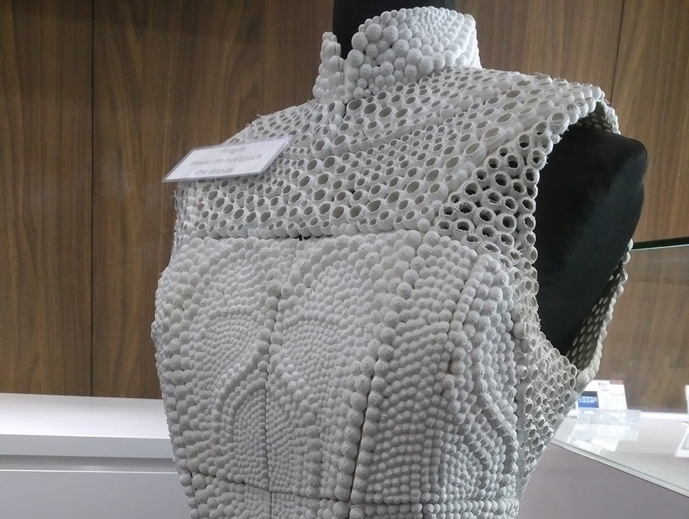 Additiv gefertigtes Polymerkleid – Gewinner des Designwettbewerbs 2015.