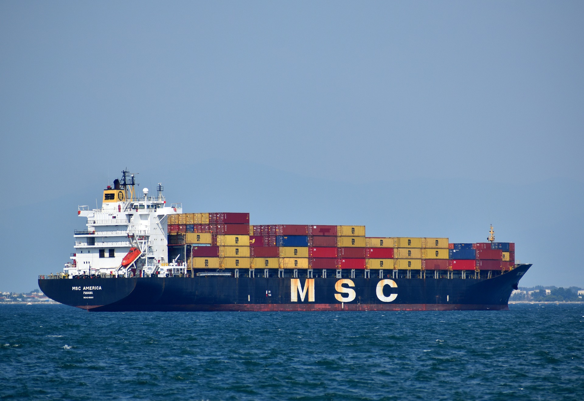 90 % of world trade is conducted by sea. But container ships like this one are usually fueled with toxic bunker fuel. 