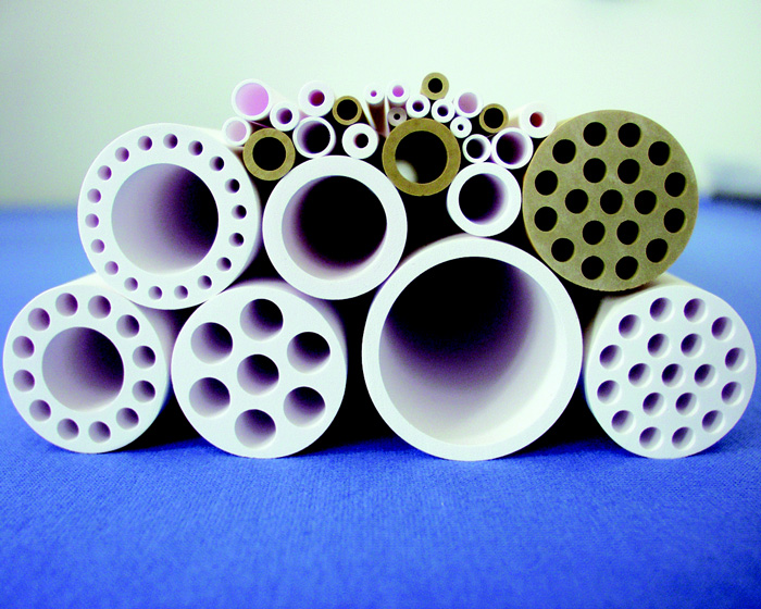 Porous ceramic membrane support in tubulare geometrie